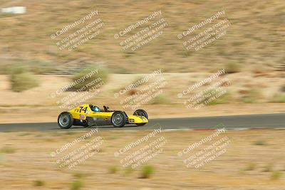 media/Jun-01-2025-CalClub SCCA (Sun) [[eae223c5dd]]/Group 3/Qualifying/